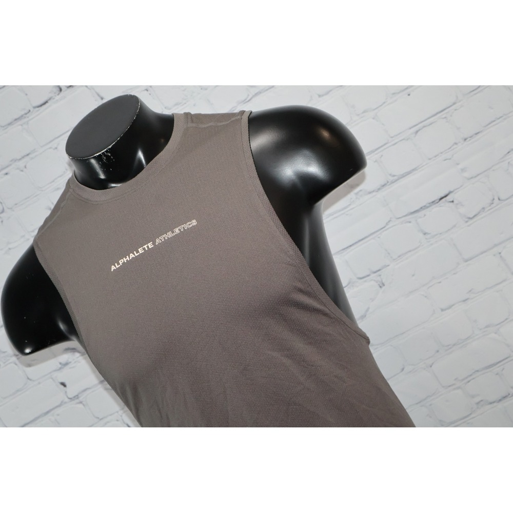 Alphalete Athletics Tank Top Mens Medium Gray Muscle Tee Sleeveless Gym Shirt